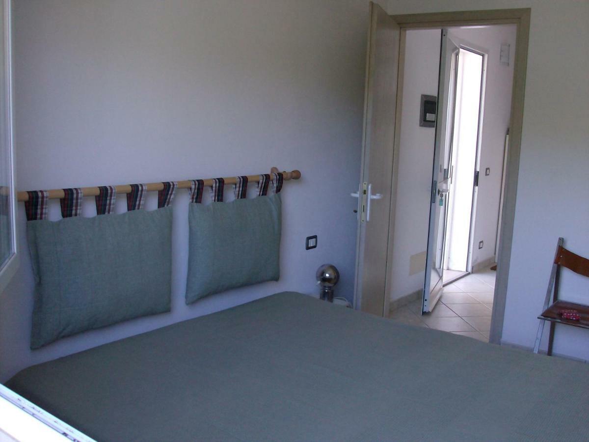 Casaisoladelba Apartment Lacona Ngoại thất bức ảnh